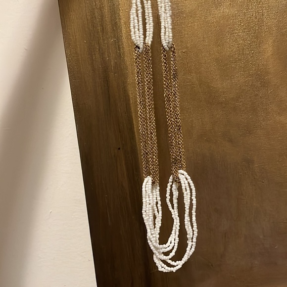 Banana Republic beaded necklace. Excellent condition. Approx. 18 inches - Picture 8 of 11